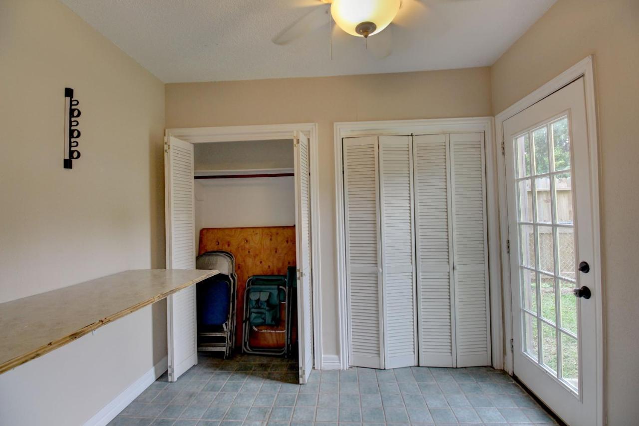 Charming 2Br Near University, Beach & Attractions Galveston Buitenkant foto
